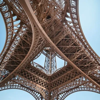 Paris - Gustave Eiffel / Société d’exploitation de la tour Eiffel